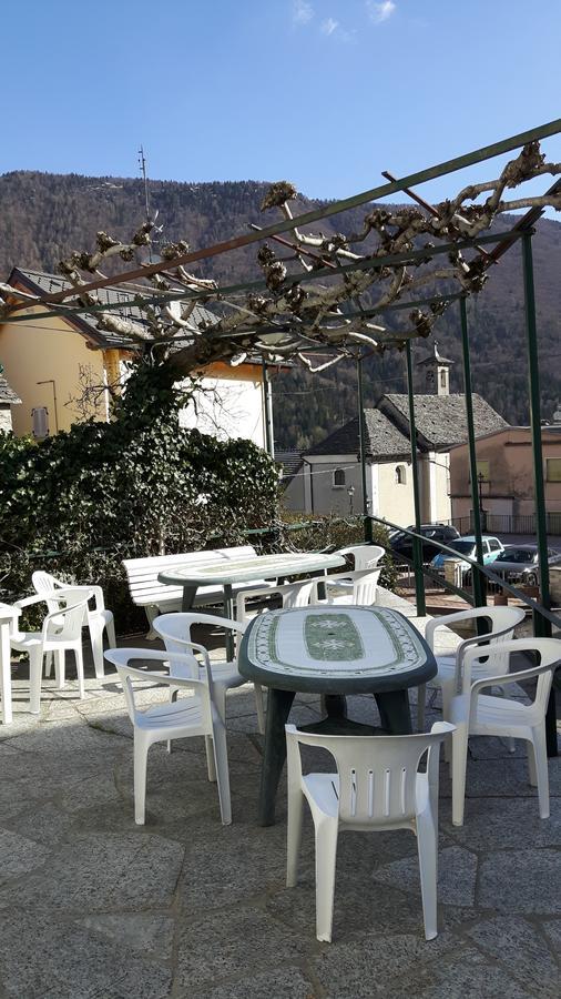 Trattoria Bar Pace Otel Re Dış mekan fotoğraf